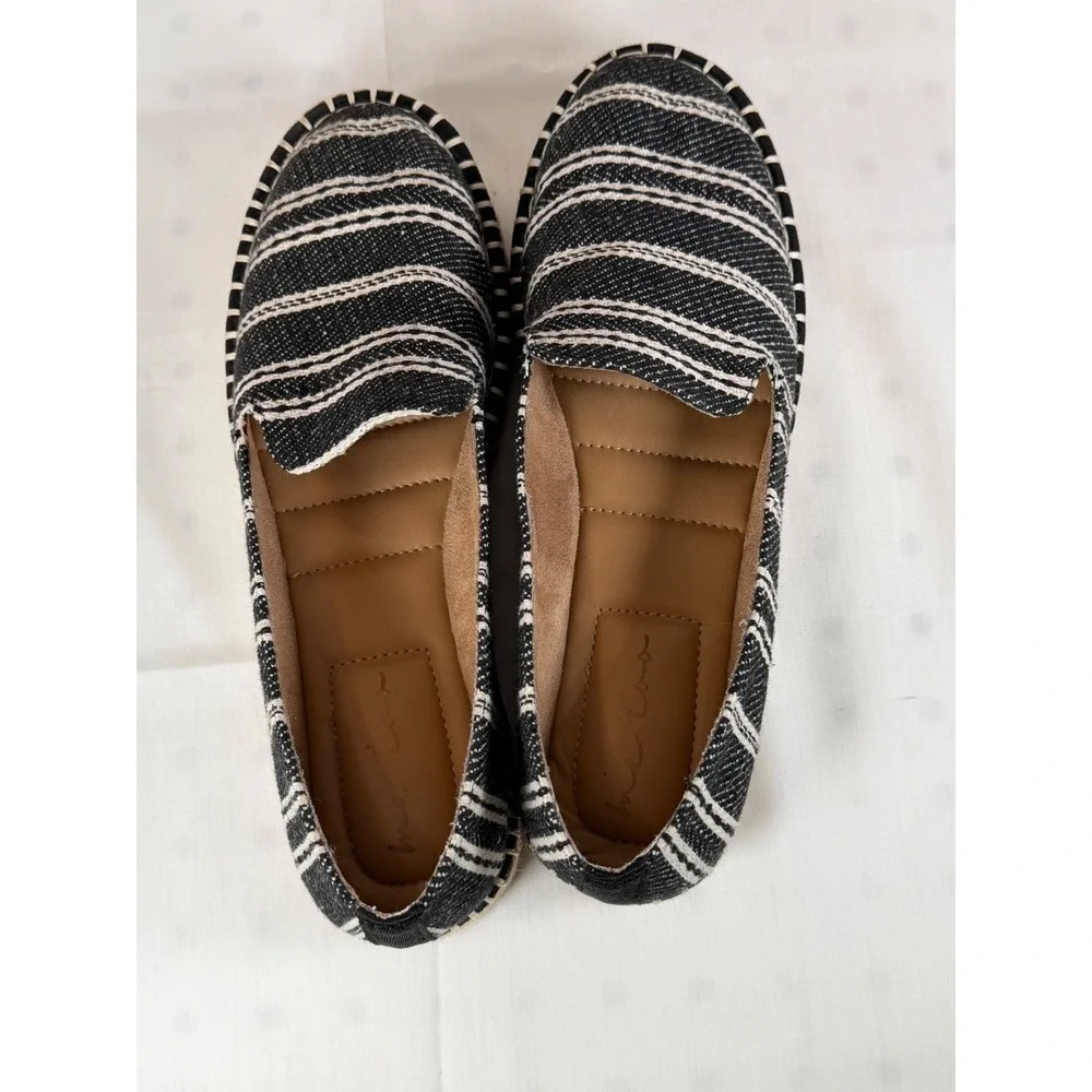 Me Too Cassandrah Striped Espadrille Loafers Black White Textile Flats‎ 7M